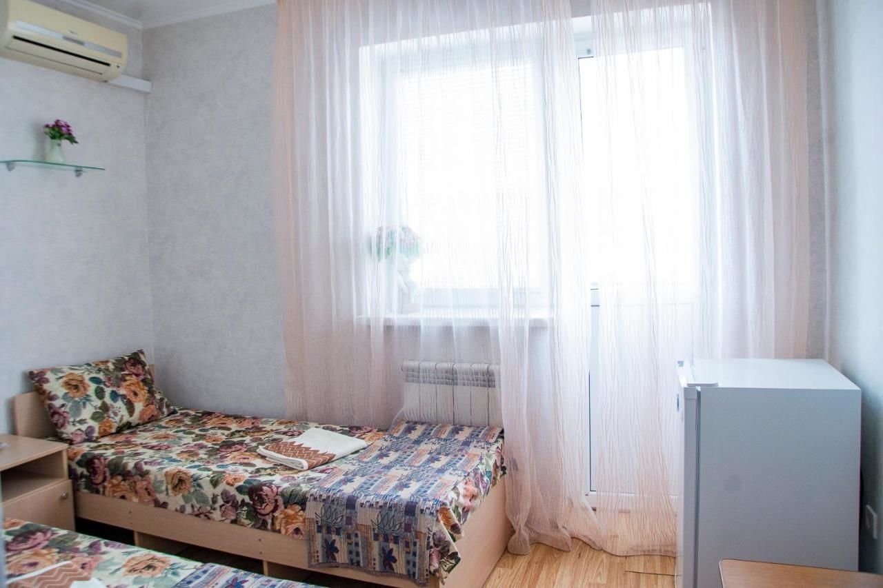 Гостиница Наш дом Кабардинка