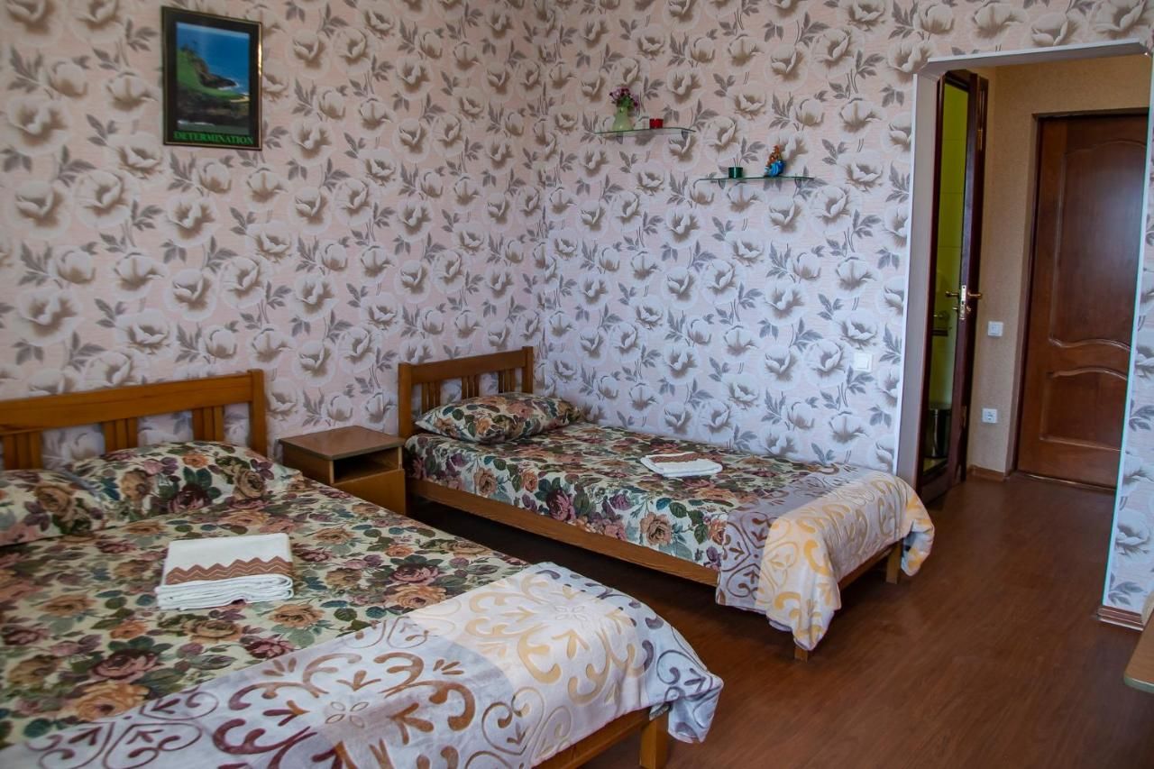 Гостиница Наш дом Кабардинка