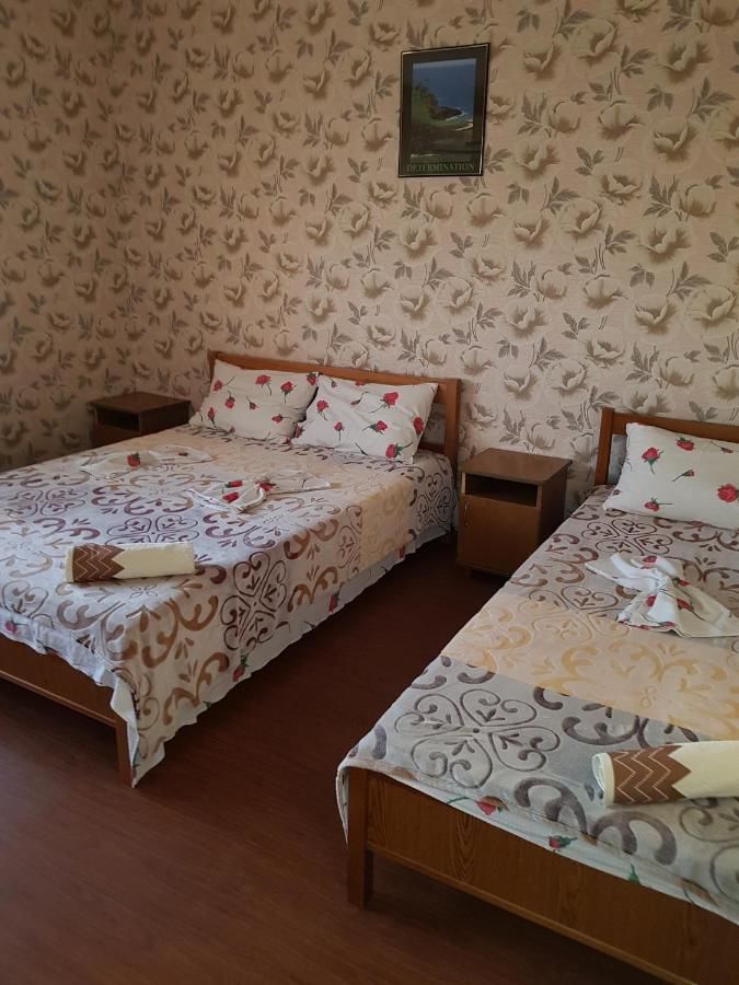 Гостиница Наш дом Кабардинка