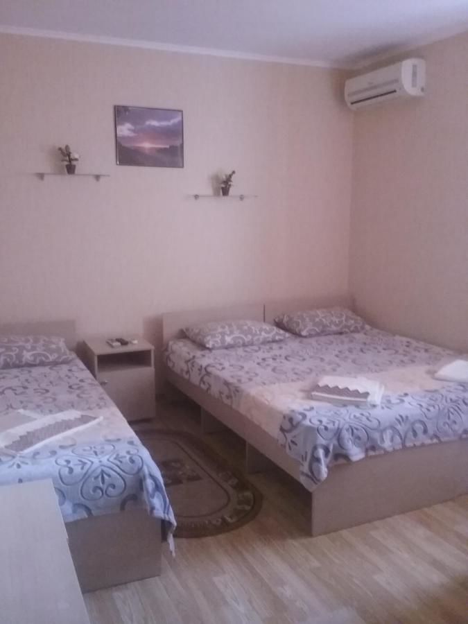 Гостиница Наш дом Кабардинка